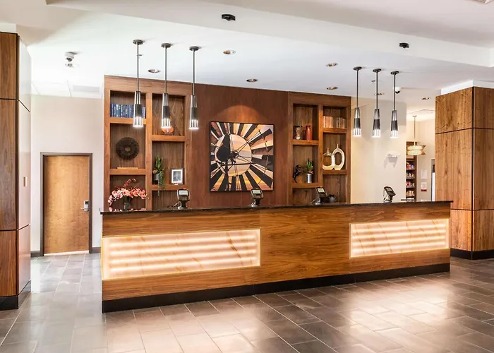 Drury Plaza Hotel Dallas Arlington