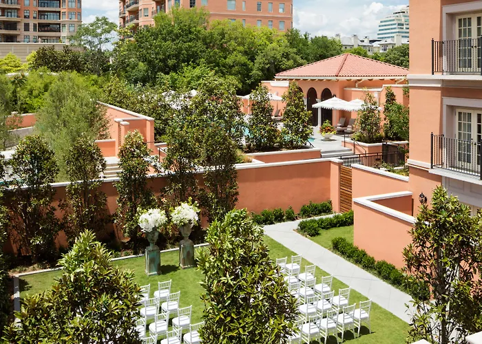 Rosewood Mansion On Turtle Creek